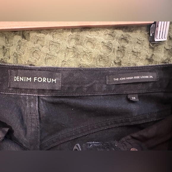 Denim Forum black Jeans with rips in knees - Picture 3 of 3